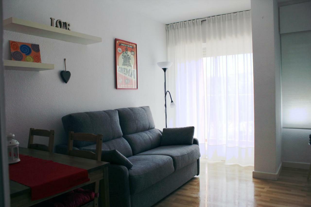 Aguila 110 Apartment เบนัลมาเดนา ภายนอก รูปภาพ